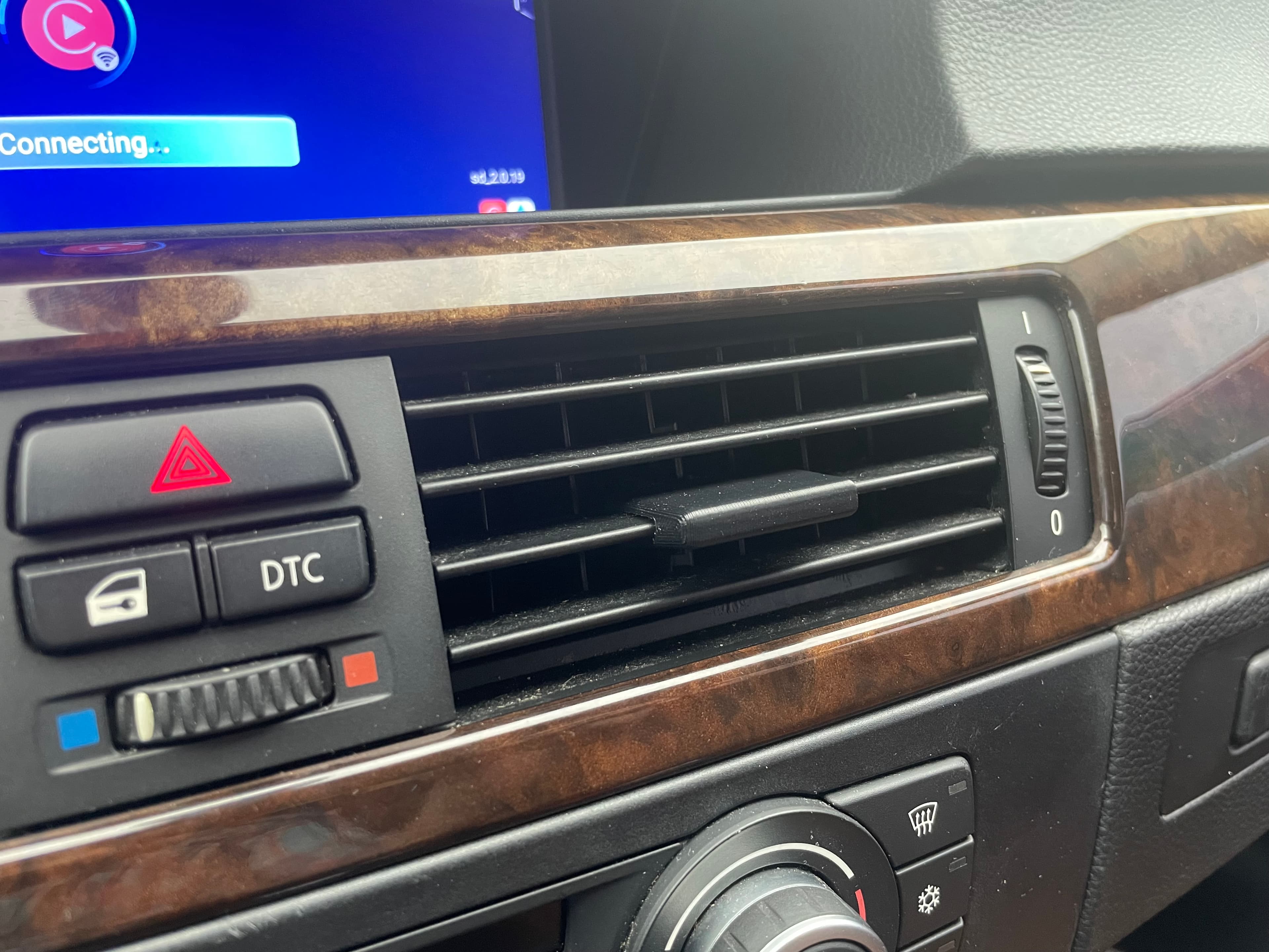 Dashboard Air-Vent Adjuster