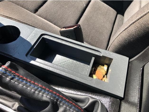 Centre-Console Storage Tray