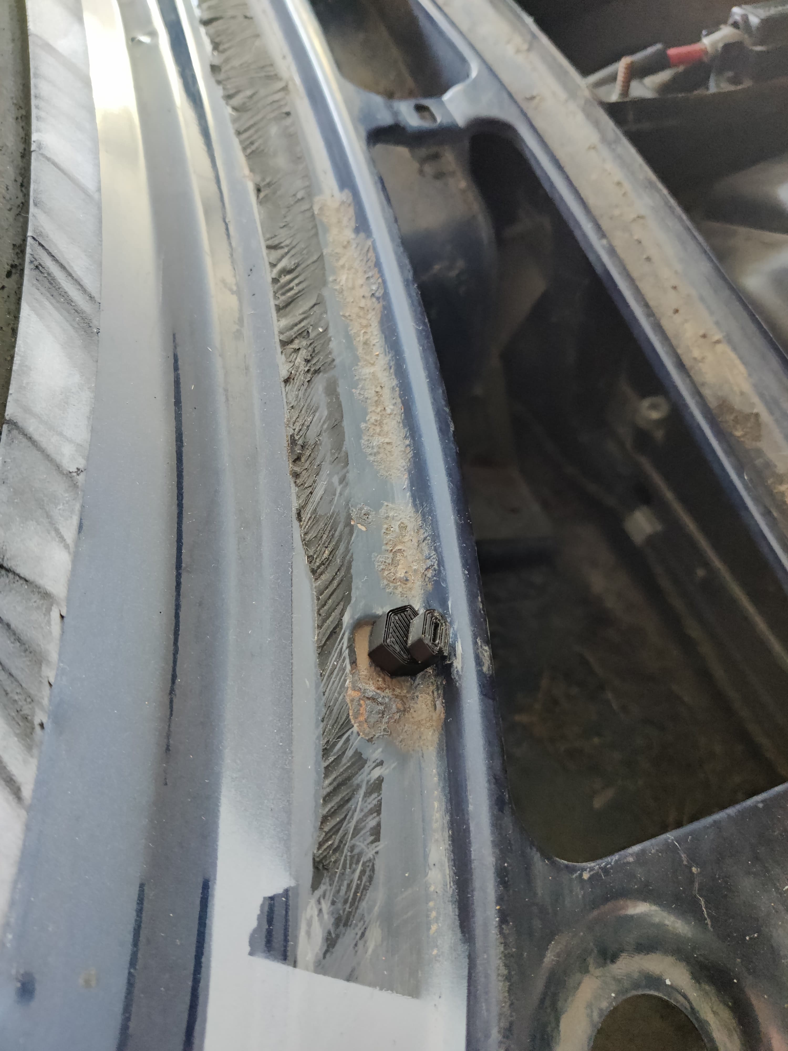 Windshield Support Adjuster