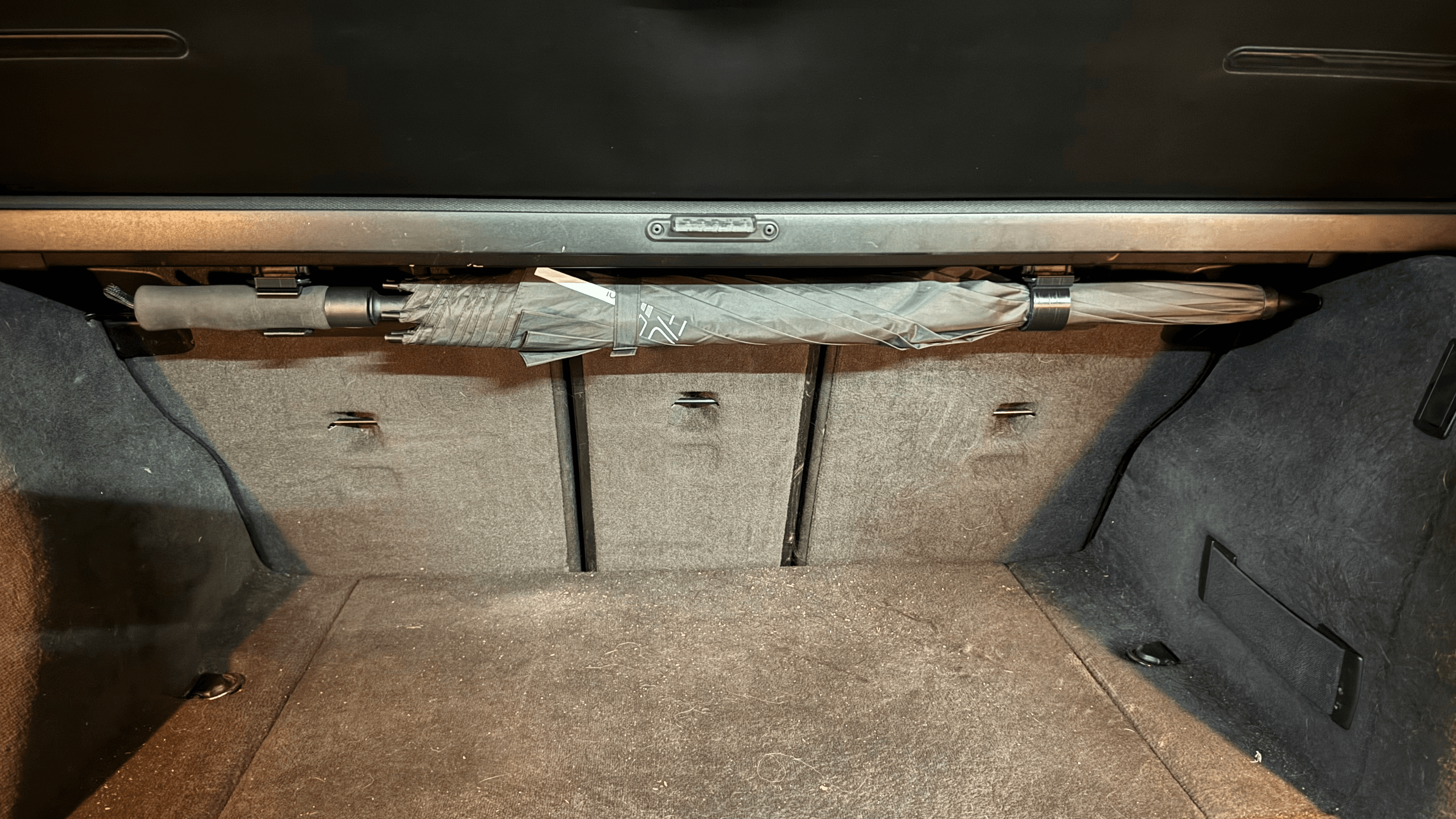 Touring Boot-Lid Umbrella Mount