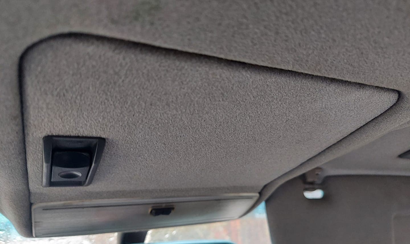 Sunroof-Control Headliner Cover