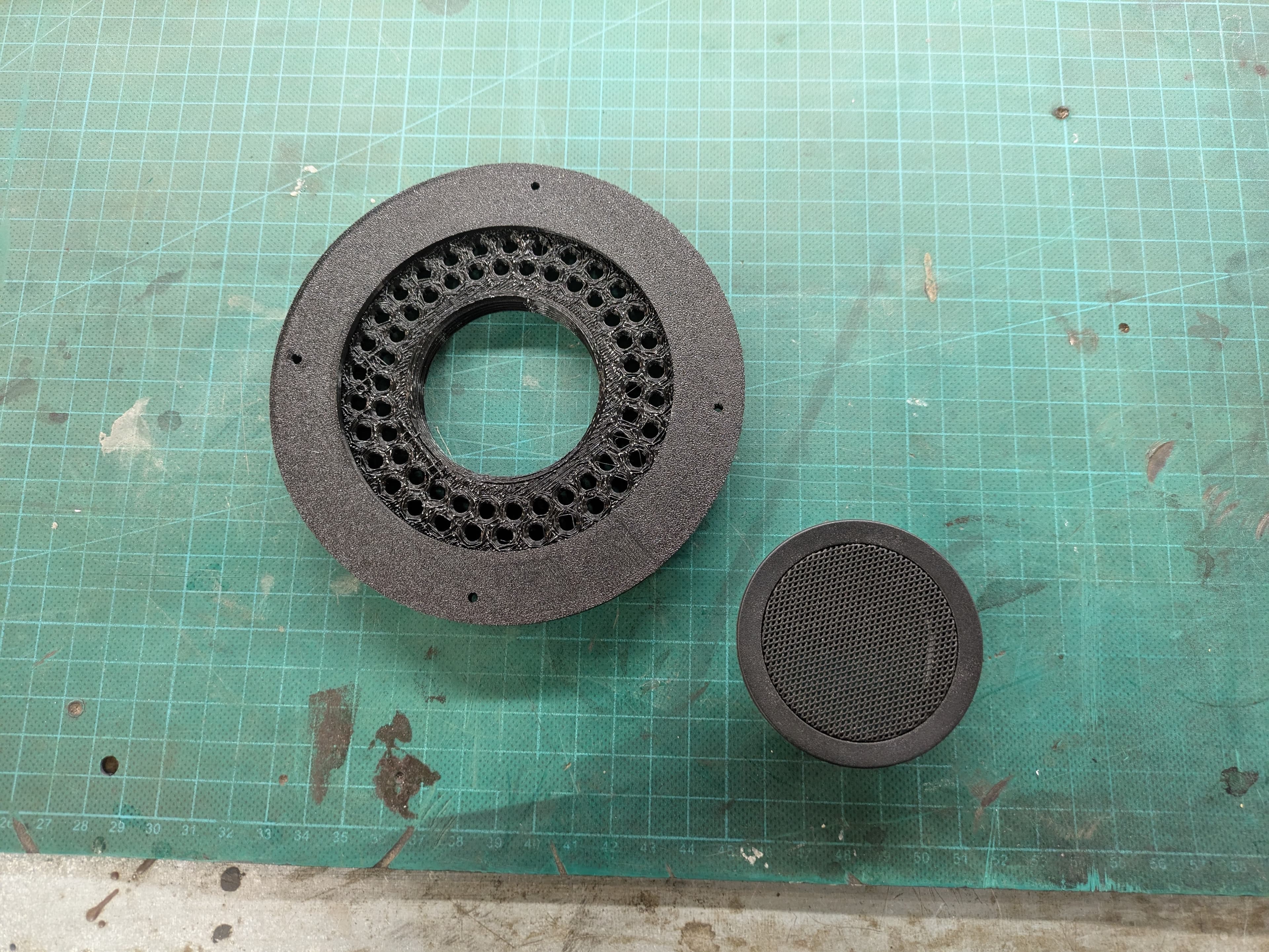 4" speaker adapter for lateral trim panel rear
